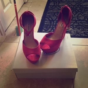 Pink Steve Madden heels.