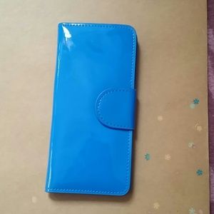 2 wallets:Kimchi Blue gloss wallet + floral wallet