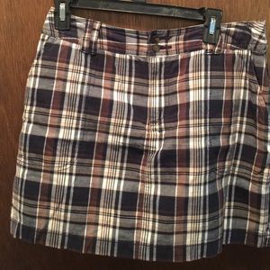 St. John's Bay size 10 blue & brown plaid Skort
