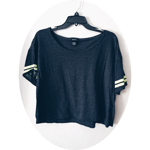 🔴Rue21 Top