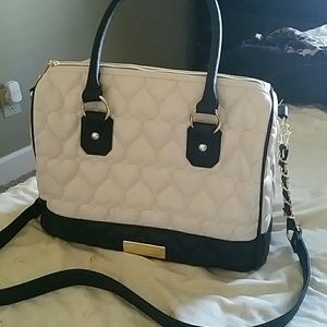 Like new Betsey Johnson Handbag