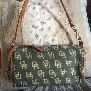 DOONEY & BOURKE MINI BARRELL BAG