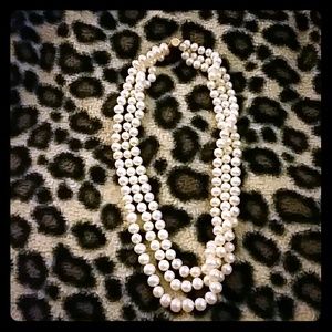3 Strand REAL Feshwater Pearl Necklace