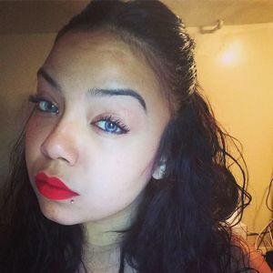 Meet your Posher, Isabel