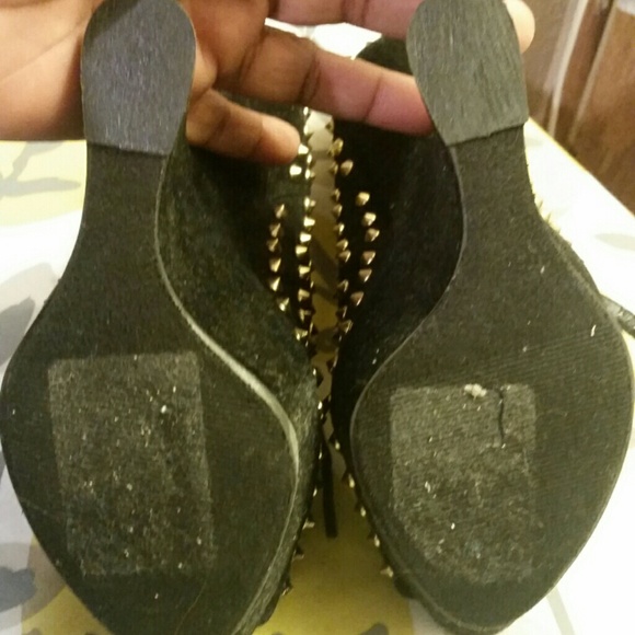Steve Madden Studded Wedges