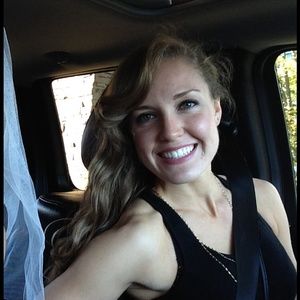 Meet your Posher, Sierra