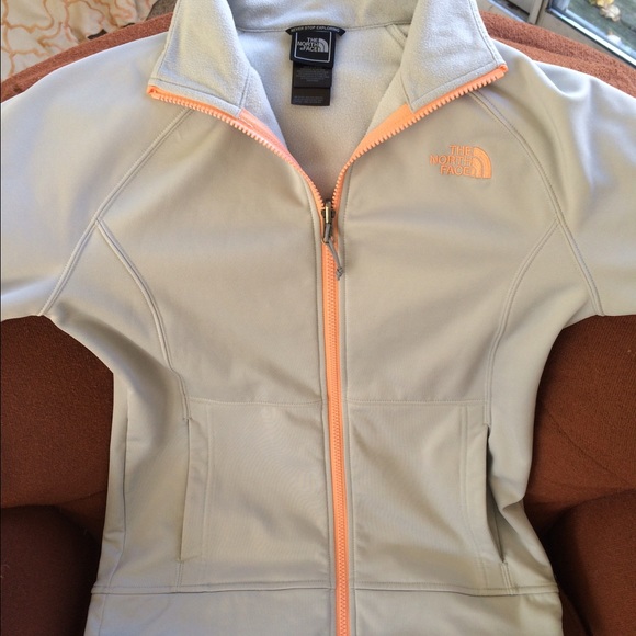NWOT! Off gray/peach orange, North Face