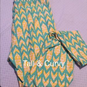Lularoe tall and curvy leggings!