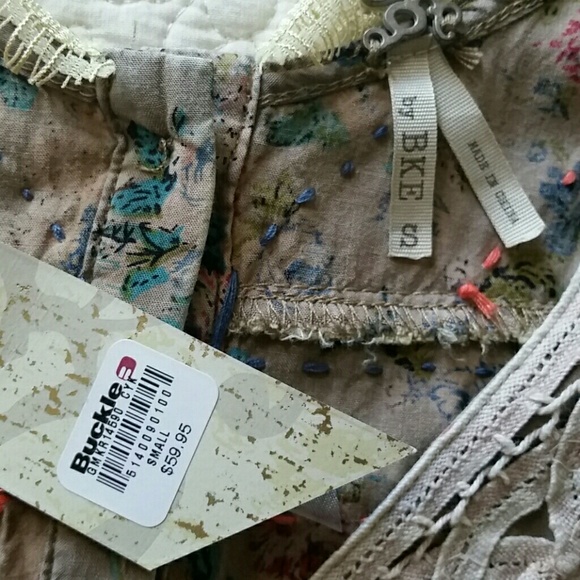 ****SOLD ON ANOTHER SITE - Picture 3 of 4