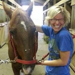 Meet your Posher, Dana