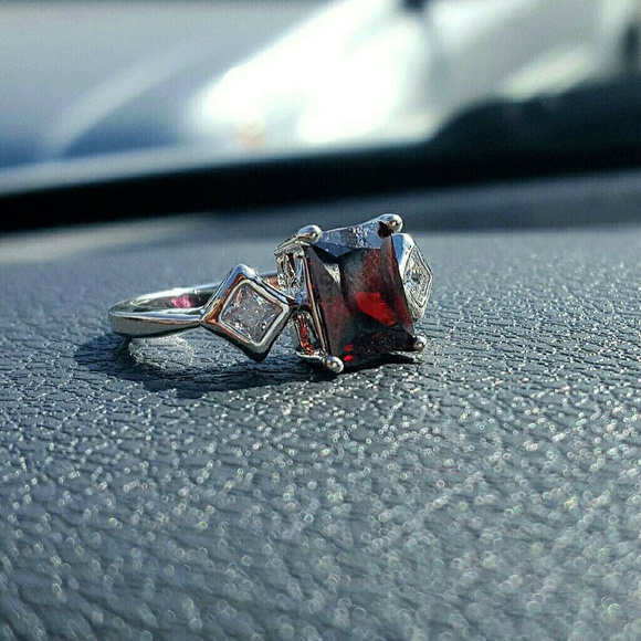 Red Ruby rectange (2) CZ - Picture 2 of 4