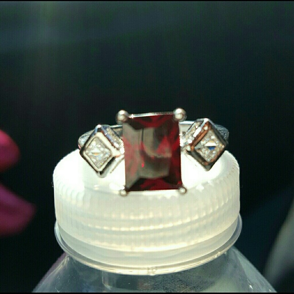 Red Ruby rectange (2) CZ - Picture 3 of 4