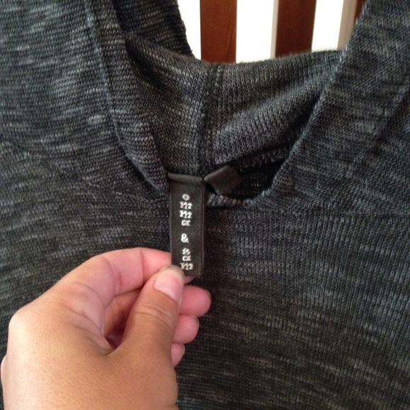 LF sweater - Picture 2 of 4