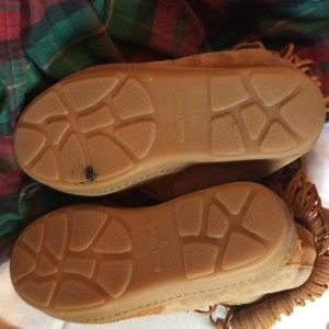 Picture of minnetonkas sole