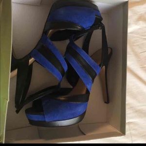 Jessica Simpson Kidsuede Pumps