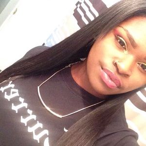 Meet your Posher, Rickeia