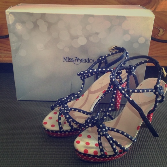 Polka Dot Strappy Miss America Heels