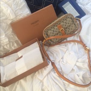 Louis Vuitton Crossbody