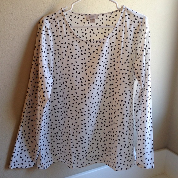 Fun, long sleeve, confetti print top