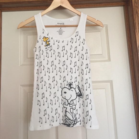 Snoopy/Peanuts tank top