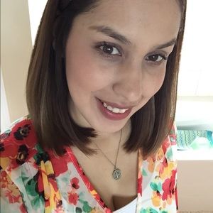 Meet your Posher, Mayra