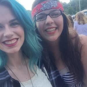 Meet your Posher, Melanie