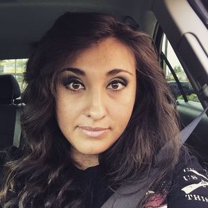 Meet your Posher, Lindsey