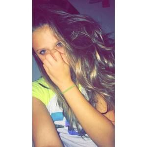 Meet your Posher, Kayla