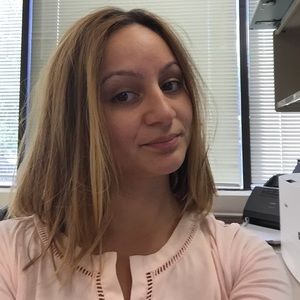 Meet your Posher, Melanie