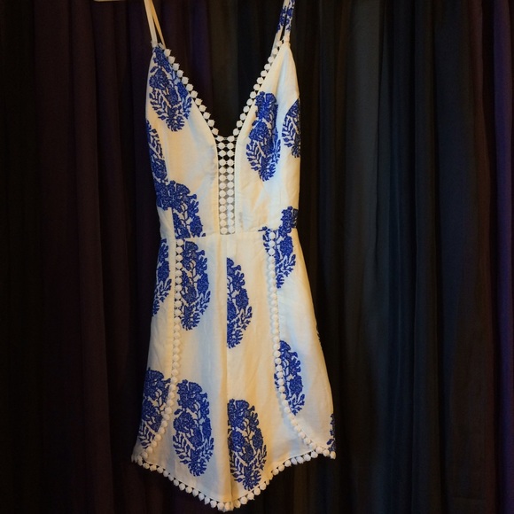 MAKE AN OFFER 💜 Romper 💜 NWOT!