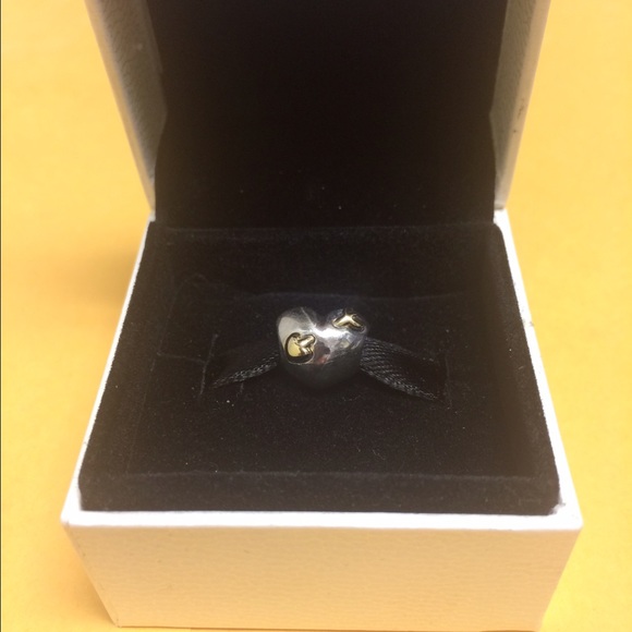 Pandora bead