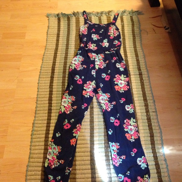A jump suit