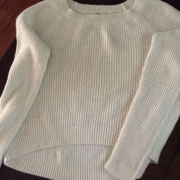 Over resized sweater!! - Picture 3 of 3