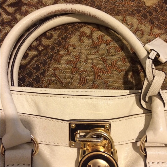 White Michael Kors handbag! - Picture 3 of 3