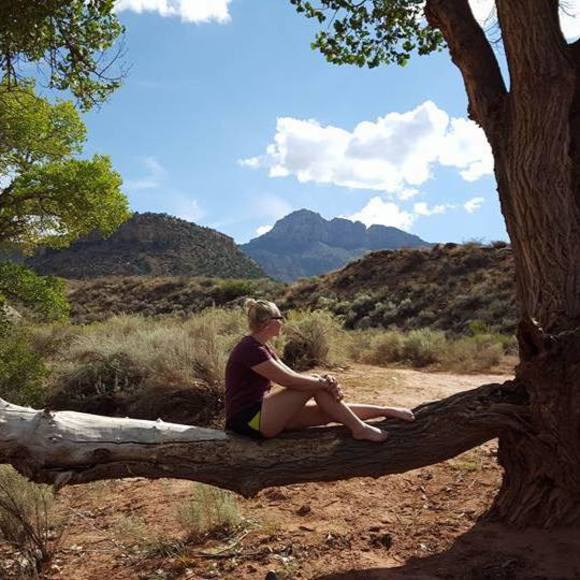 Meet your Posher, Courtney - Picture 1 of 1