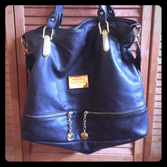 Leather handbag