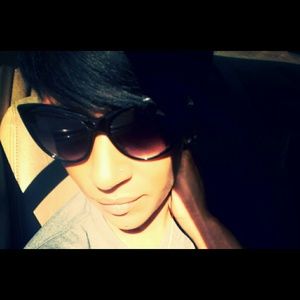 Meet your Posher, Tasha