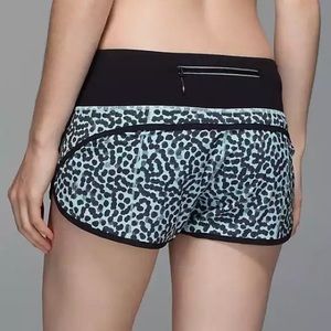 Lululemon Speed Short with block it pocket