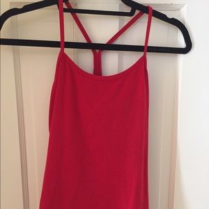Red power y tank size 6