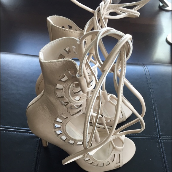 Windsor Smith Ghillie Tie Up Peep Toe Shoes Heels