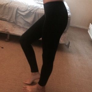 Brandy Melville soft black leggings