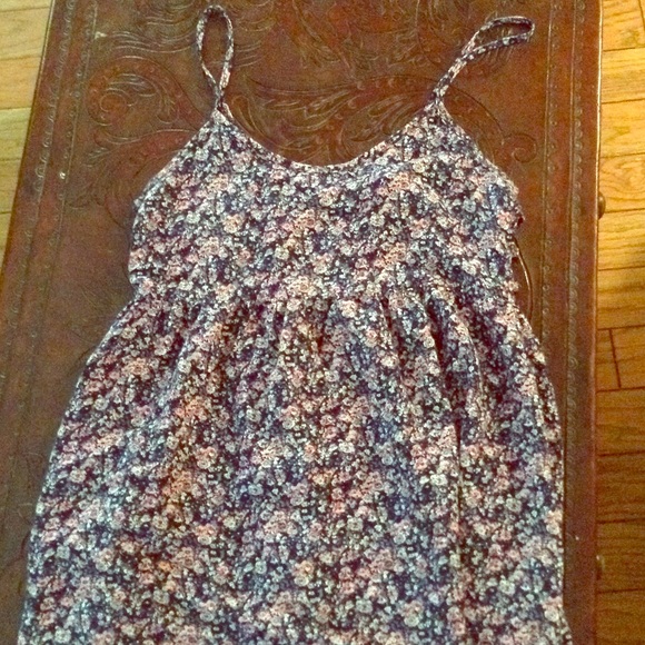 Super cute flower boho dress!!