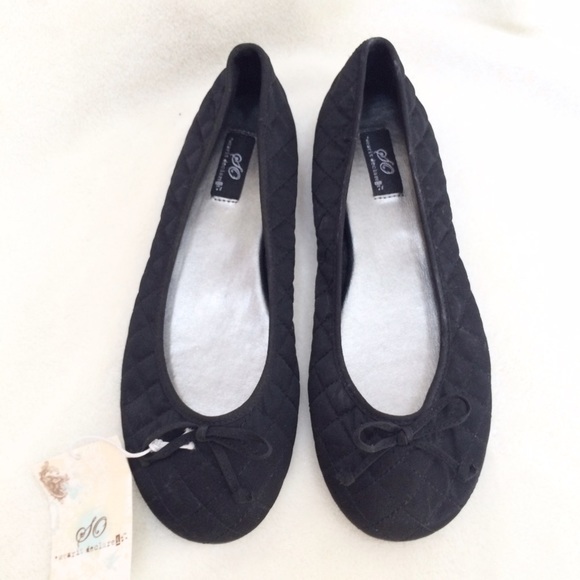 SO Women’s Black Quilted Ballet Flats with Bow Size 6 NWT