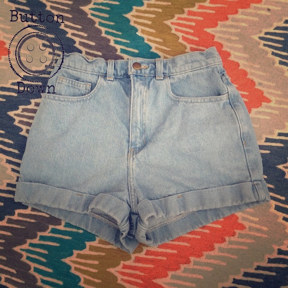 Size 28 American Apparel shorts