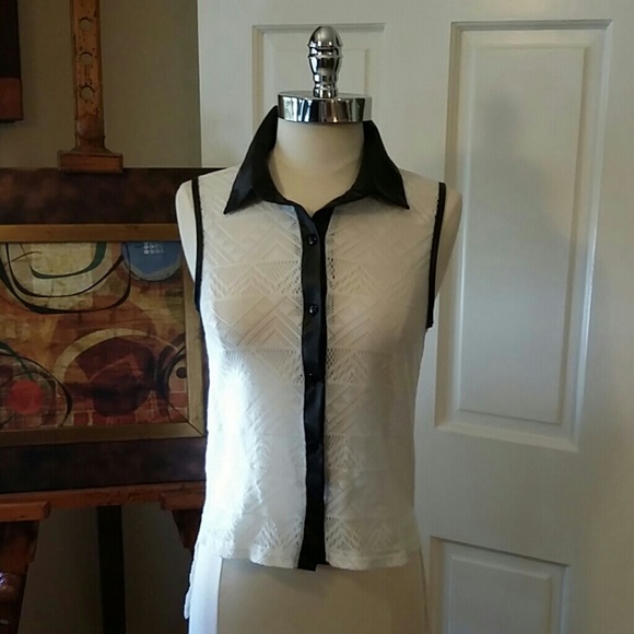 Wet Seal  tank/ vest