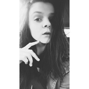 Meet your Posher, Cassie