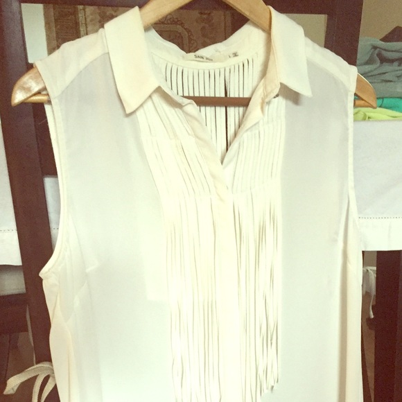White tassel top