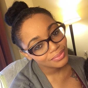 Meet your Posher, Shannon