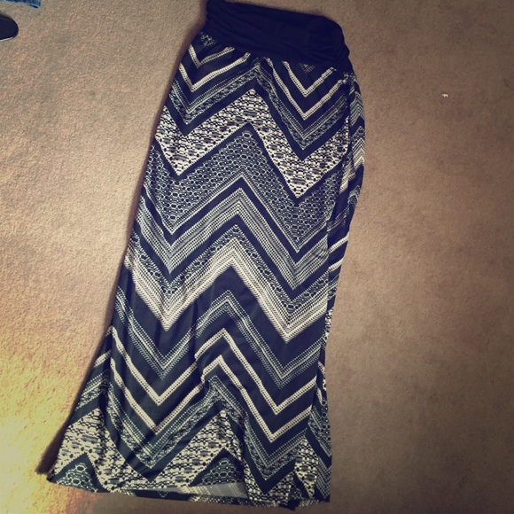 Maxi skirt
