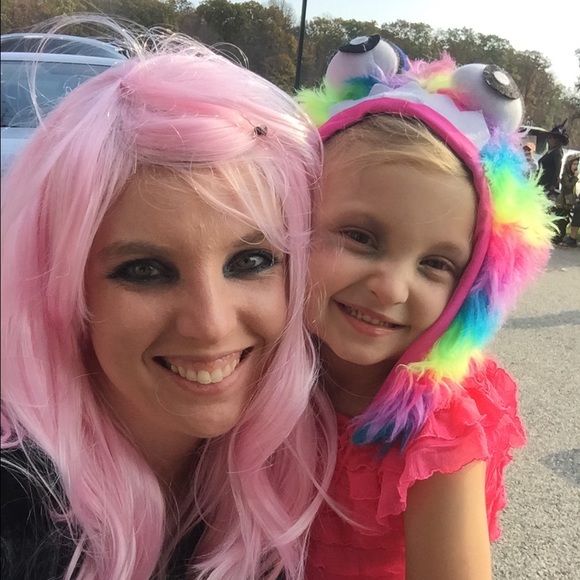 Meet your Posher, Jennifer - Picture 4 of 8